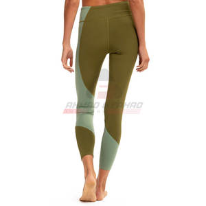 Mallas deportivas personalizadas para mujer, hechas de colección de verano LICRA/poliéster - Product Image 6