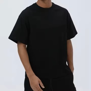 Camisetas de algodón y fibra de bambú de alta calidad hechas a medida para hombres y mujeres para salidas de fines de semana o vacaciones - Product Image 1