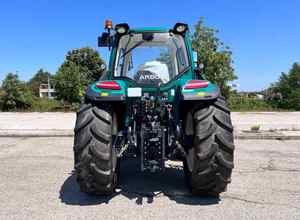 Tracteur agricole ARBOS P5000 4 cylindres diesel 80 CV 4RM 2RM avec composants essentiels : pompe et boîte de vitesses pour usage agricole - Product Image 6