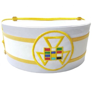 En gros, Casquette de Maître de Cérémonie de l'Arche Royale de qualité supérieure, avec patch rond rouge et double tresse, en polyester et simili cuir, maçonnique - Product Image 4
