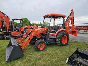Chargeuse-pelleteuse Kubota M62 - Product Image 2