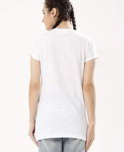 เสื้อยืดผู้หญิงทรงเข้ารูป ผ้าฝ้าย 100% ไซส์ใหญ่ ขายส่ง รับปักโลโก้ตามแบบ - Product Image 2