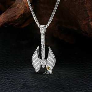 Icy Viking Axe Pattern Iced Out Pendant en plata de ley 925 para unisex con diamantes de moissanita de corte brillante redondo - Product Image 1