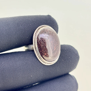 Bagues originales et élégantes en argent sterling 925 avec pierre précieuse ovale en os de dinosaure naturel sertie dans un cadre, toutes tailles, bijoux bohèmes - Product Image 1