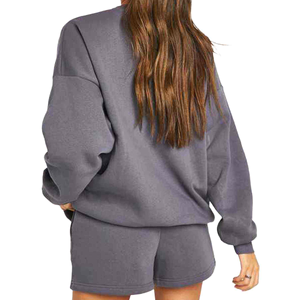 Ensembles légers pour femmes assortis avec haut à col en V et short ample idéal pour les voyages de marche décontractés ou les vêtements de détente confortables - Product Image 5