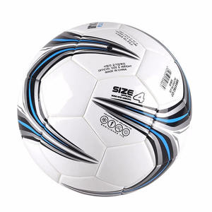 Ballon de football léger et durable pour jeunes adultes et débutants Idéal pour la pratique sur gazon ou sur gazon Soccerbal - Product Image 4