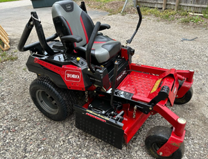 Mini-chargeuse compacte sur chenilles, diesel, avec protection ROPS ouverte, lame avant, forte puissance de creusement, 567 kg, pour la construction - Product Image 6