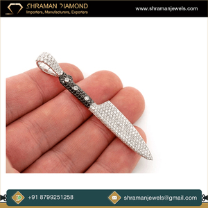 เครื่องประดับแฟชั่นพิเศษ 2.3 CTS และ 16 กรัม 14K Gold ที่กําหนดเองสีดําจับมีดทําครัว Moissanite จี้เพชร - Product Image 6