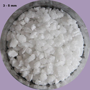 99% Al2O3 alumine fondue blanche 3-5mm matériaux réfractaires bruts pour le traitement des matériaux durs pour le minerai de bauxite - Product Image 1