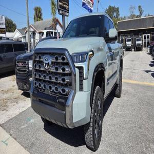 PRECIO IMPECABLE para Toyota Tundra Platinum 2025 - Product Image 3