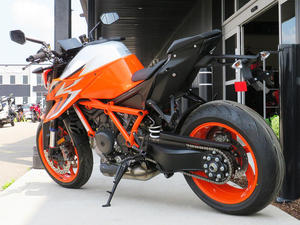 KTMs 1290 Super Duke R Evo CALIENTE MEJOR VENTA - Product Image 4