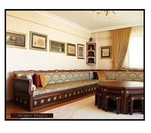Diseño interior árabe Majlis, diseño clásico moderno, elegante conjunto de sala de estar, asientos de esquina de lujo, diseño que ahorra espacio - Product Image 1