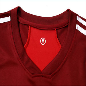 เสื้อฟุตบอลอเมริกันแบบสกรีนโลโก้ทีมตามสั่ง สำหรับผู้ชายและผู้หญิง แขนยาว ผ้าฝ้าย 100% ระบายอากาศได้ดี เหมาะสำหรับแฟนกีฬาในฤดูหนาว - Product Image 3