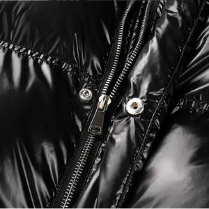 Novedad de Invierno Chaqueta Bomber Estampada para Mujeres y Chicas Personalizada Transpirable e Impermeable con Capucha - Product Image 4