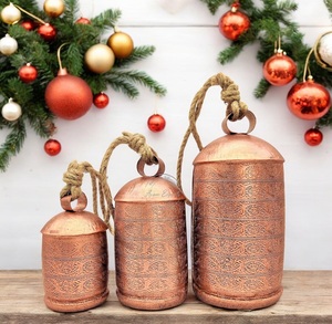 Campanas de vaca de diseño antiguo con mango de cuerda Campanas de vaca tibetanas rústicas grandes de latón de la India campanas de vaca colgantes - Product Image 5