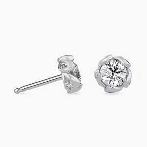 Haute sur demande plaqué or 18 carats en gros fantaisie petites boucles d'oreilles en or dames boucles d'oreilles pour les filles de fête du fournisseur indien - Product Image 2