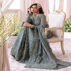 Trajes de Pantalón XS de Algodón de Alta Demanda para Mujer, Estilo Punjabi, con Botones, Decoraciones de Encaje y Cristales, 2023 - Product Image 4