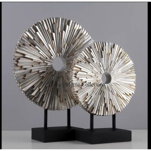 ชุดประติมากรรมตกแต่ง3ชิ้นที่ทันสมัยรูปทรงกลมสีดำการออกแบบที่เป็นเอกลักษณ์ของวัตถุงานฝีมือและอุปกรณ์ตกแต่งที่เน้นเสียง - Product Image 5