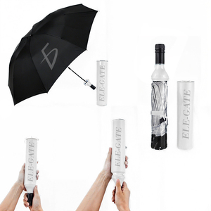 Ombrello Compatto Pieghevole in Tre Sezioni Semi-Automatico, Design Minimalista Transizionale per Viaggi, Realizzato in Nylon con Custodia a Capsula a Forma di Bottiglia - Product Image 3