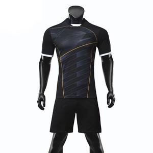 Short uniforme de maillot de football en polyester 100% avec logo facile à enfiler Nouveau design Fourniture d'ensemble OEM à motif solide avec placement de logo avant - Product Image 1