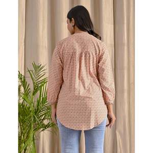 Blusa de Popelina de Algodón Barik Butti Color Durazno Pastel, Talla XL, Cierre de Botones Delanteros, Logotipo Bordado a Mano, Informal para Oficina, Primavera/Verano - Product Image 3