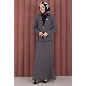 Conjunto Casual de Dos Piezas para Negocios, Chaqueta Blazer Gris y Falda con Decoración de Botones, Tela de Crepé Doble - Product Image 1