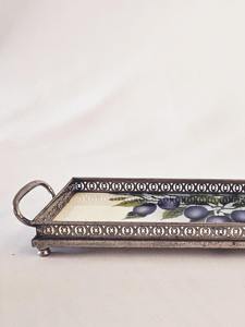 Plateau imprimé numériquement motif Myrtille Premium, idéal pour servir des collations, des apéritifs, des desserts, des boissons et pour l'accueil des invités, provenant d'Inde. - Product Image 6