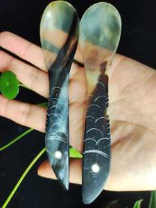 Cuillères en corne faites à la main de qualité supérieure Poignée de couverts jetables de dernière conception Ustensiles de cuisine pour une utilisation en fête Exportations en gros pour le sucre - Product Image 4