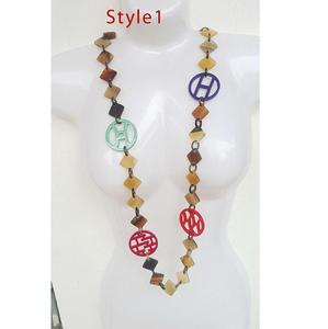 Collar de Lujo Hecho a Mano con Cuerno de Búfalo, Joyería Natural y Sostenible para Mujer, Alta Calidad - Product Image 2