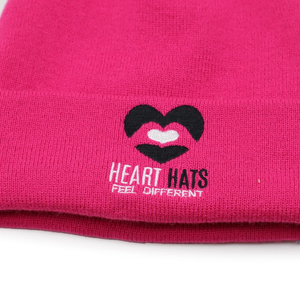 Bonnets d'hiver personnalisables en tricot, design unique, doublure en satin de soie avec logo brodé, réglables pour un usage quotidien, vente en gros - Product Image 4