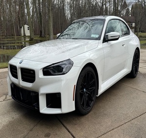 2023 M.2 ~9,800 Millas 6 Velocidades Manual TwinTurbo - Product Image 1