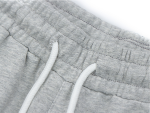 Pantalones cortos de lana personalizados para hombre con bolsillos ajustables en la cintura suave transpirable gimnasio y pantalones cortos de sudor de patrón sólido informal - Product Image 6