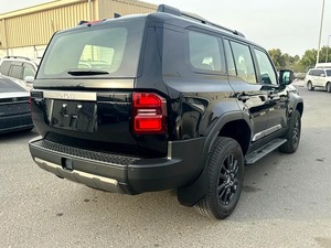 Land Cruiser Prado 2.4L Turbo Negro en venta - Product Image 2