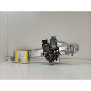 Mécanisme de levage de la vitre arrière. SX CITROEN C3 Série 9840154180 DV6FE/BHW (16>) - Product Image 1