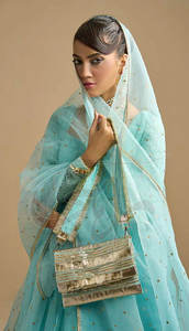 Trajes de Mujer de la Mejor Calidad Hechos en Pakistán, Alto Rendimiento, Ecológicos, Transpirables, Ropa Formal e Informal, Personalizables - Product Image 6