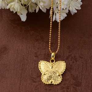 Collier Papillon Bohème Très Demandé, Pendentif Ethnique en Laiton pour Femme, Bijou Plaqué Or 18 carats pour Vente en Gros/OEM/ODM - Product Image 1