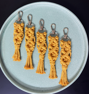 Llavero de Macramé Hecho a Mano de Moda - Product Image 1