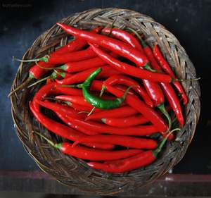 พริกเรดแบบมีตานกพรีเมี่ยมจากเวียดนามพริกสดเผ็ดฟาร์มส่งตรงจากเวียดนามขายส่ง - Product Image 1