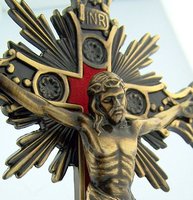 Croix en métal fini antique et ornement catholique crucifix pour décoration de table de maison chrétienne église religieuse décorative