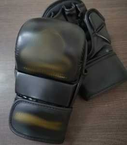 Guantes Personalizables de Medio Dedo con Características Transpirables, Hechos de Cuero, Goma, Silicona y Microfibra, con Logotipo Personalizable - Product Image 4