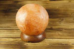 Lámpara de esfera de sal rosa del Himalaya al por mayor, diseño artístico artesanal de cuenco, cesta tallada, brillo sereno, decoración del hogar, artesanías naturales - Product Image 3