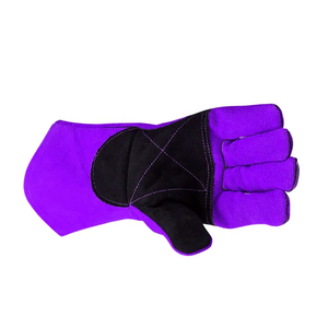 Vente en gros de gants de soudage ignifuges en cuir de vachette de grade A résistant à la chaleur sécurité protection des mains gants de travail de soudeur - Product Image 6