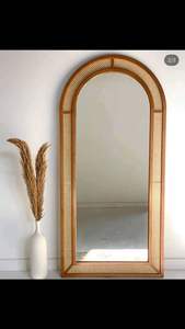 Miroir sur pied en rotin naturel tissé à la main, miroir artistique pour tout le corps - Product Image 6