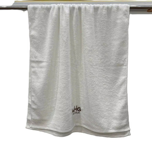 Serviettes de bain rectangulaires en coton 100% tissé, certifiées OEKO-TEX, écologiques, durables, à séchage rapide, douces pour la peau, couleur unie, pour hôtels et spas - Product Image 1