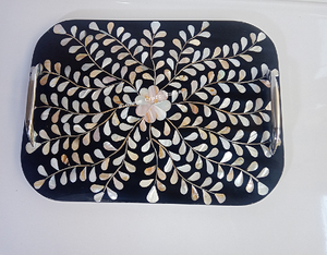 Plateau de service en incrustation d'os naturel fabriqué à la main décor de maison et d'hôtel avec acier au design nacré et résine composée - Product Image 1