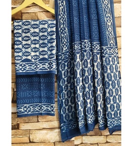 Ensemble de costume non cousu avec un design d'inspiration traditionnelle offrant un look intemporel, un tissu doux au toucher et un style flexible pour femmes - Product Image 5