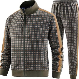 Conjunto deportivo para hombre de alta calidad, cuello redondo, talla grande, ropa informal, cómoda, elegante, moderna, ajuste perfecto para uso diario en la calle - Product Image 1