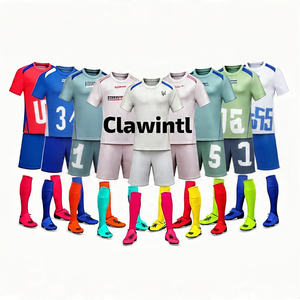 Venta al por mayor de camisetas de fútbol unisex personalizadas uniformes de club de fútbol equipo de fútbol desgaste Kit transpirable de secado rápido de poliamida cuello redondo - Product Image 2