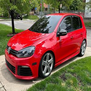 ¡Oferta Imperdible! Volkswagen Golf R 2013 Super Limpio, Transmisión Manual de 6 Velocidades, Tracción en las Cuatro Ruedas, Color Rojo Tornado, Sedán de Lujo - Product Image 1