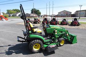 Cortadora de Césped Compacta Industrial John Deere 1026R de 2 Tiempos, Motor de 125cc, Altura de Corte de 4 Pulgadas, Alta Calidad, Lista para Enviar - Product Image 5